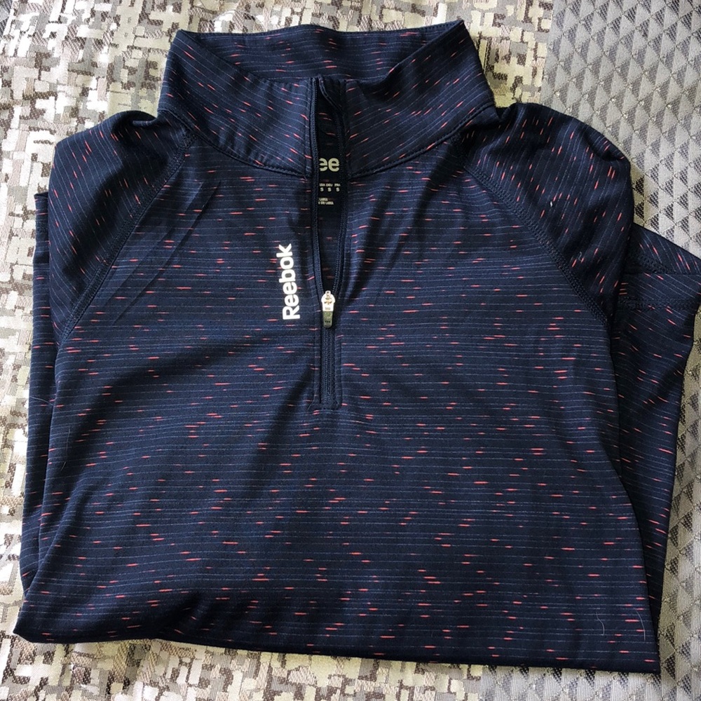 Reebok Athletic top